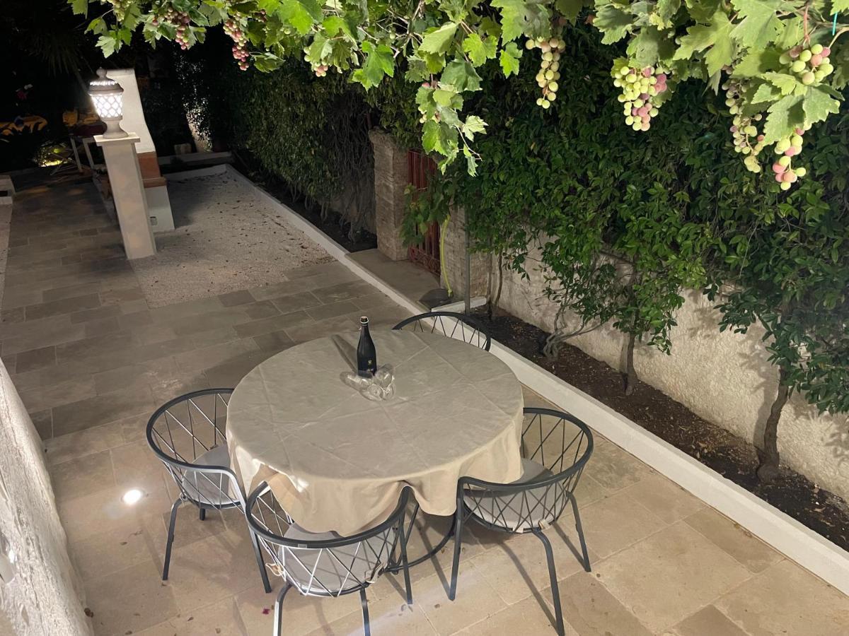 Ferienwohnung Martina Trulli Relais Locorotondo Exterior foto